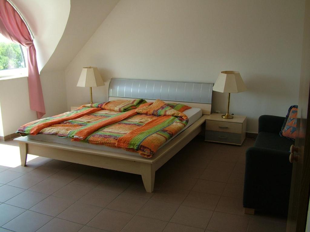 Zoldhaz Bio Panzio Hotell Gyenesdiás Rom bilde